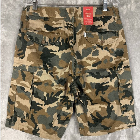 Levis Mens Carrier Cargo Shorts Size 30 Black Green Camo Print 100% Cotton - Picture 2 of 9